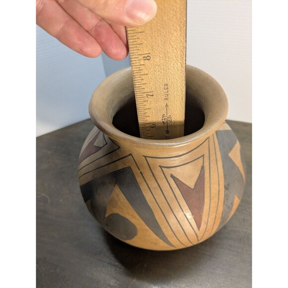 Vtg. Mata Ortiz Round Bottom Hand-Paint Pottery Vase Arminda Silveira Signed 8" - Picture 6 of 16